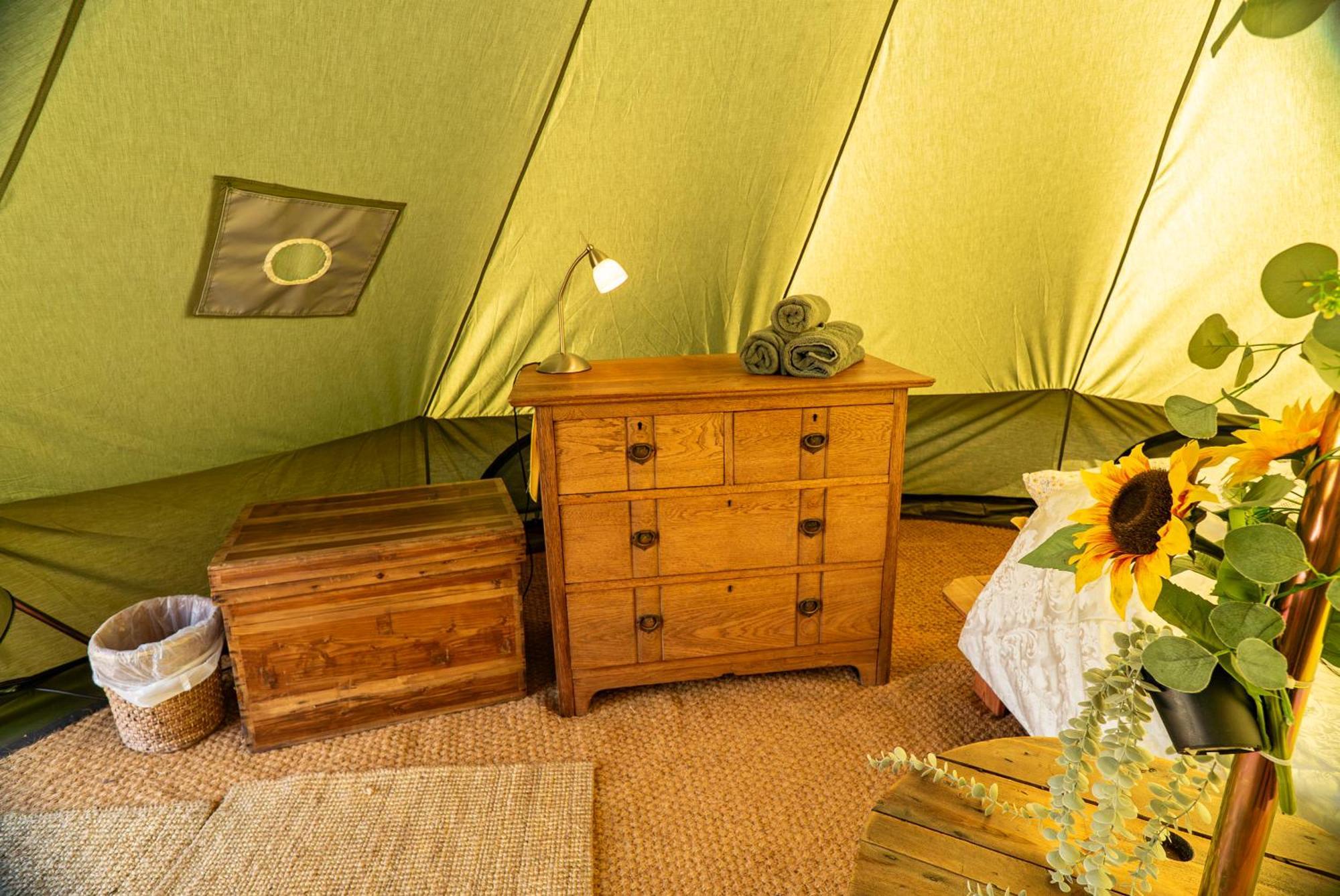 Bluebell Bell Tent The Roaches * Upper Hulme